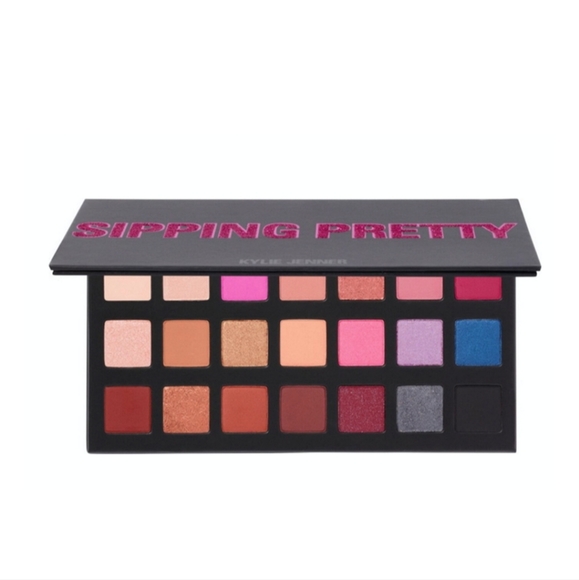 Kylie Cosmetics Other - NIB Kylie Jenner Eyeshadow Palette